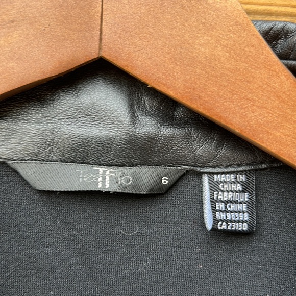 Teenflo leather 🔥and viscose 🔥belted blazer - Picture 5 of 9